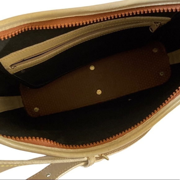 Dooney & Bourke Cabrio Tan Cream Perforated Leather Shoulder Bag - Picture 7 of 10